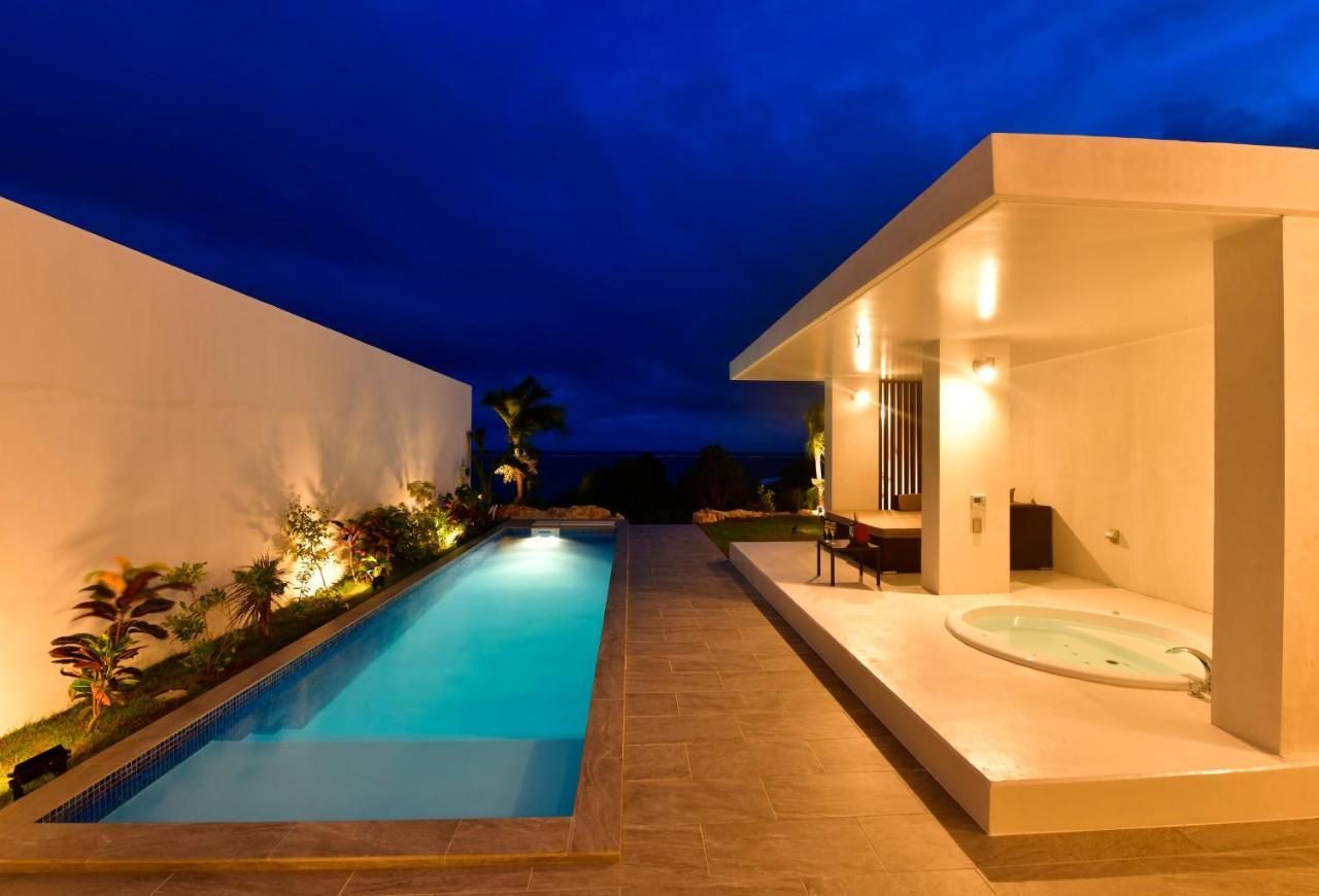 Feliz Villa Suite Miyakojima Ueno Exterior foto